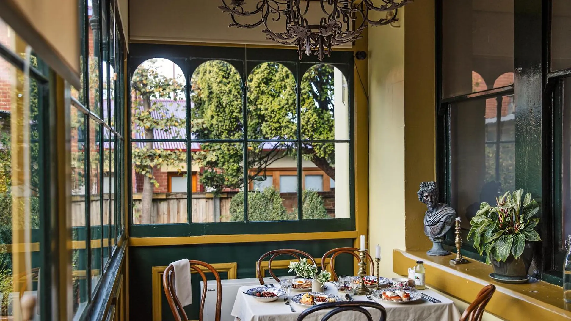 Lodge The Corinda Collection Villa Hobart Australia