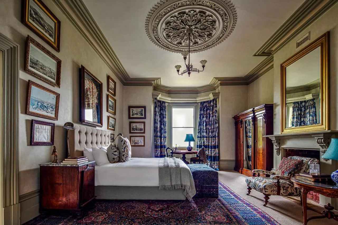 The Corinda Collection Villa Hobart 0*,  Australia