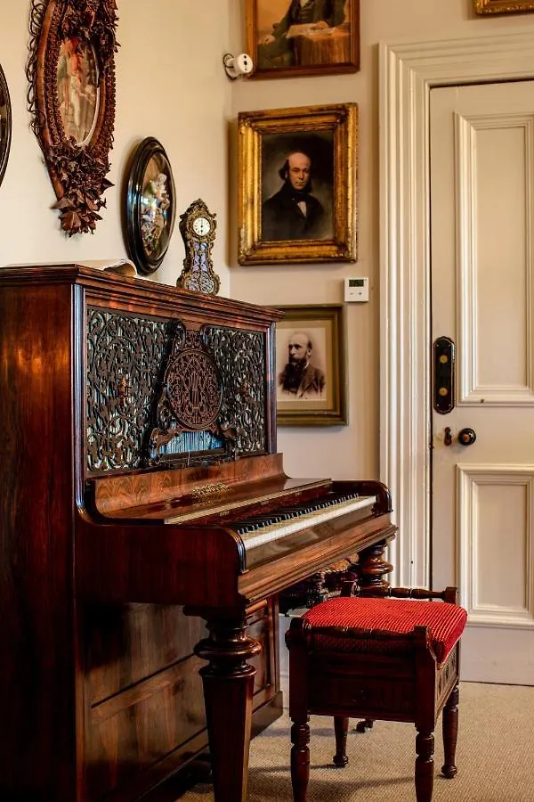 The Corinda Collection Villa Hobart Australia