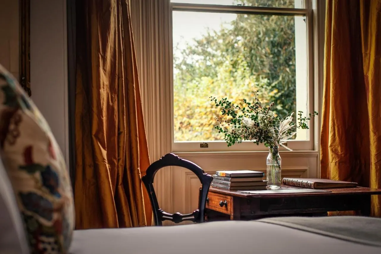 Lodge The Corinda Collection Villa Hobart Australia
