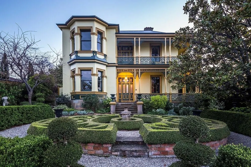 Lodge The Corinda Collection Villa Hobart Australia